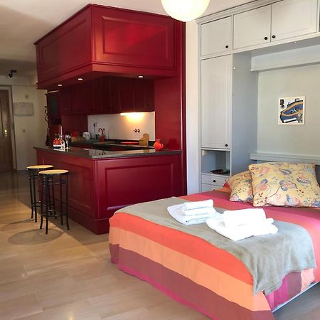 Loft Acogedor Con Terraza Y Parking En El Centro Apartman Huesca Kültér fotó